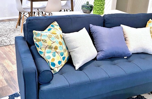 Springdale House | Cheatham Cottage--Convenient and Cozy!