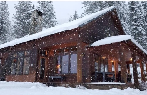 Mazama Cabin | Chechaquo Ranch Cabin