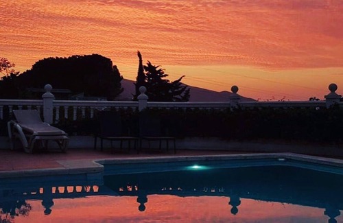 Alhaurin de la Torre Villa | CHECK OUT GREAT WINTER RATES nVILLA PRIVATE POOL/MOUNTAIN VIEW HOT TUB! WI FI