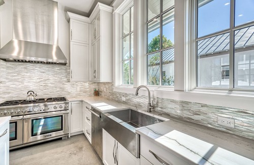 Treetop House | Checked Out Cottage - LUXURY HOME! PRIVATE POOL, CONCIERGE SERVICES!