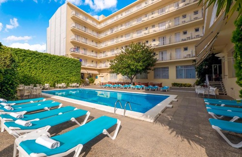 Pineda de Mar Hotel | Checkin Pineda