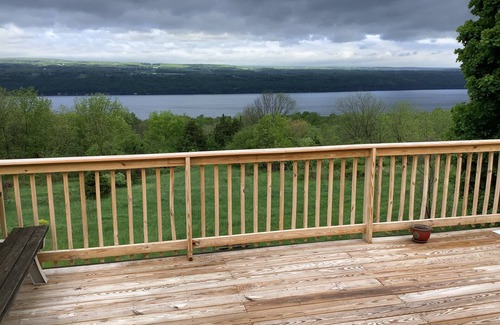 Burdett Apartment | Cheerful 2 Bedroom lake view flat on the Seneca wine trail