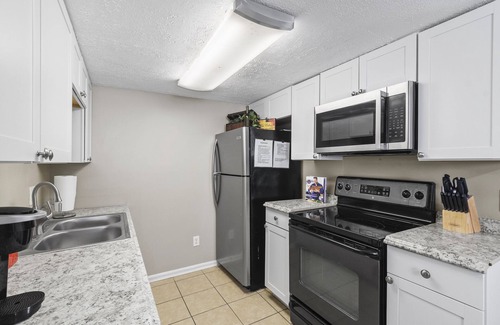 Chattanooga House | Cheerful 2 Bedroom Townhome