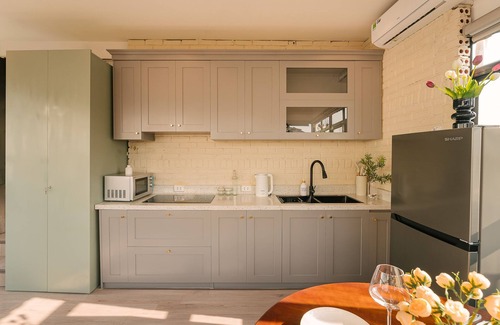 Hang Buom Apartment | Cheerful 2BR Apartment Sunlight w Local Street View