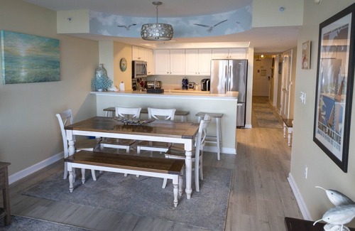 North Myrtle Beach Condo | Cheerful 3&3 Condo/Panoramic Ocean View/Pools/Hot Tub/Linens/Beach Gear