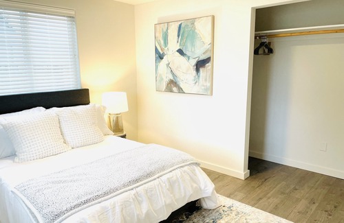 Newberg House | Cheerful 3-Bed Bungalow, Close to Downtown Newberg!