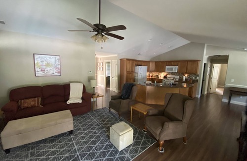 Taylors House | Cheerful 3 bedroom 2 1/2 bath private home with a pool