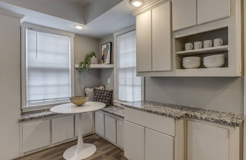 Midwest City House | Cheerful 3Bed 2Bath Home with Free Parking