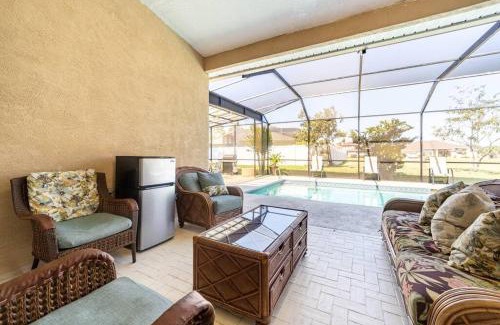 Palm Coast House | Cheerful 4 bed 3 bath pool in a quiet part of town