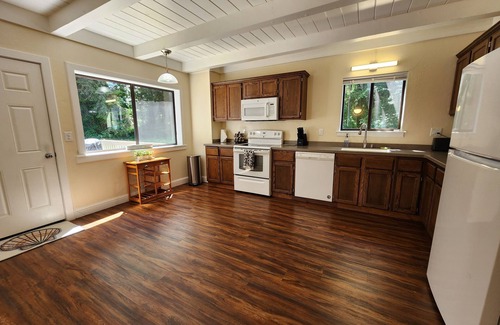 McKinleyville House | Cheerful 4-bedroom home in the woods