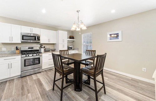 Southeast Pensacola House | Cheerful 4-bedroom home in East Hill Neighborhood