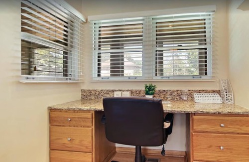 Libertyville House | Cheerful 4 Bedroom Home w/ Fireplace