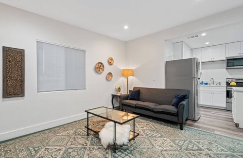 Whittier House | Cheerful 4-bedroom house in nice Whittier with indoor fire place