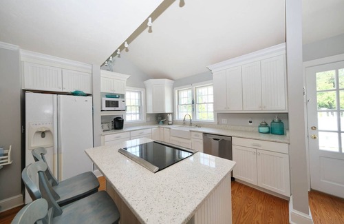 Naushop House | Cheerful 5 br Nantucket home; perfect for families