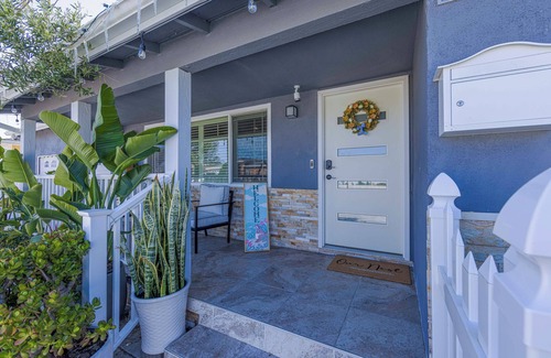 Westminster House | Cheerful and Cozy Home in Orange County Minutes Disneyland & Socal Attractions
