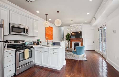 Bywater House | Cheerful Bywater Home in Historic New Orleans