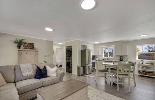 Rapid City Cottage | Cheerful Cottage in Elk Rapids - just steps from the lake!