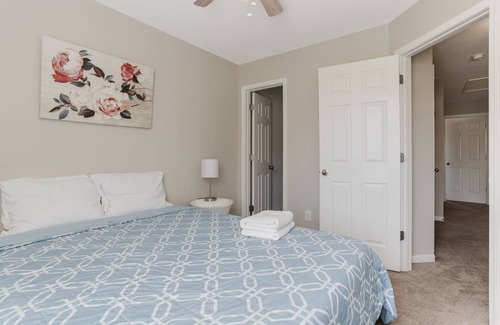 Sans Souci House | Cheerful Cozy Home in Heart of Greenville