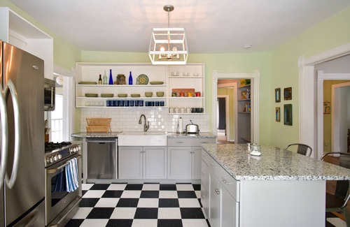 Fennville Other | Cheerful Farmhouse near Saugatuck & Wineries