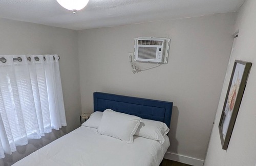 Diplomat House | Cheerful Home in North Fort Myers, fl for business ready travelers