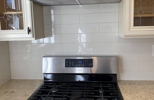 Pelham Gardens Apartment | Cheerful spacious, two bedroom, cozy, and Unique home