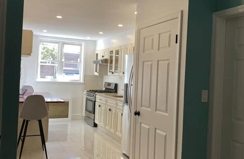 Pelham Gardens Apartment | Cheerful spacious, two bedroom, cozy, and Unique home