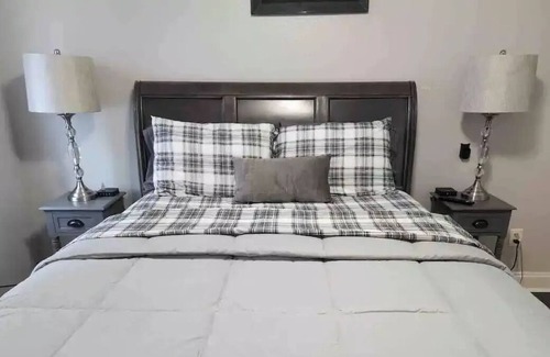 Milan House | Cheery 2 bedroom home with lovely decor