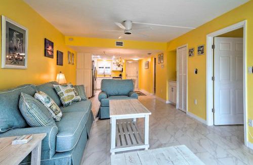 Iona Apartment | Cheery Condo with Pool Access 3 Miles to Beach!