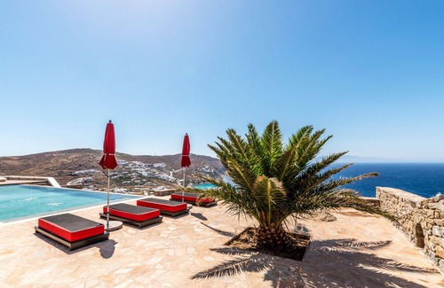 Elia Villa | Chef included by Fantasia Villas: Elia Villas 16 bedrooms