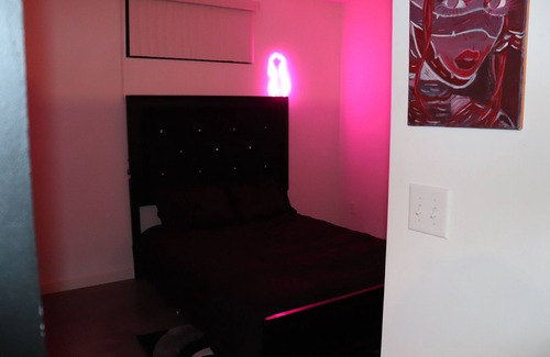 Westside Apartment | Chef Kay's Modern Midtown Gem