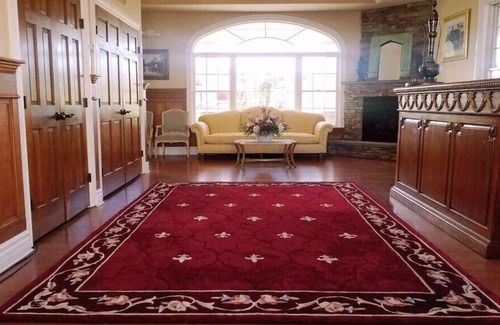 Mt. Bethel House | Chelsea Sun Inn - 200 Acre Private Mansion Poconos