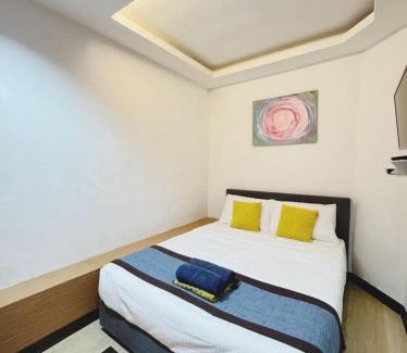 Kampung Cherong Baru Hotel | Chendering Inn