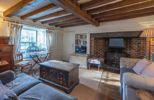 Pulborough Hotel | Chequers Hotel