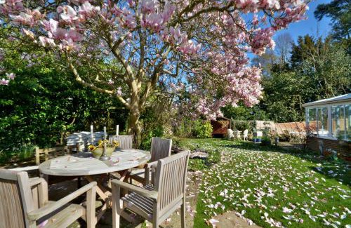 Pulborough Hotel | Chequers Hotel