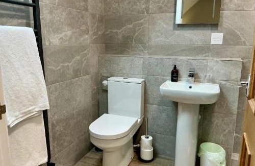 Dalton-in-Furness Hotel | Chequers Lodge- Dalton-in- Furness- Self check in