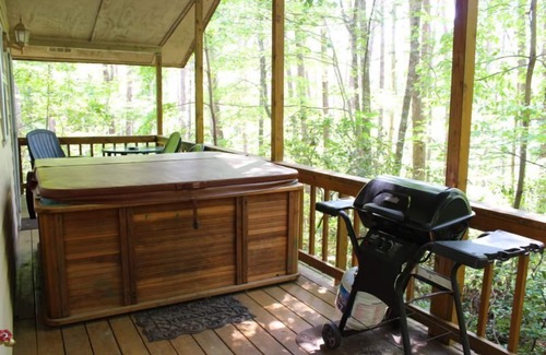 Sautee Nacoochee Cabin | Cherokee Ridge 6 - 3rd Night Free! See Details Below.