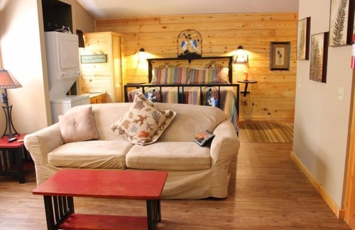 Sautee Nacoochee Cabin | Cherokee Ridge 7 – 3rd Night Free! See Details Below