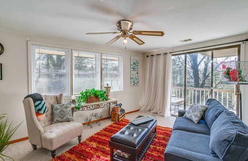 Hardy House | Cherokee Village Townhome w/3 Community Pools!