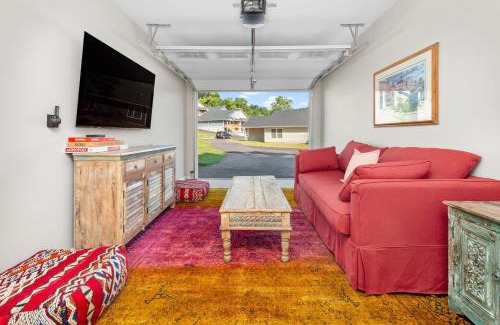 Asheville House | Cherry Blossom by AvantStay 6 Min to Downtown