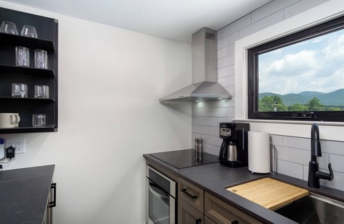 Black Mountain Apartment | Cherry Street Loft (B) | In the Heart of Downtown Black Mtn!