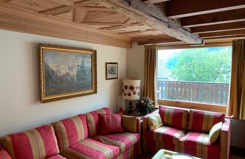 Celerina-Schlarigna Apartment | Chesa Cotschna