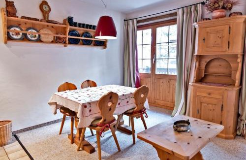 Madulain Apartment | Chesa Grischuna 2pax- Madulain