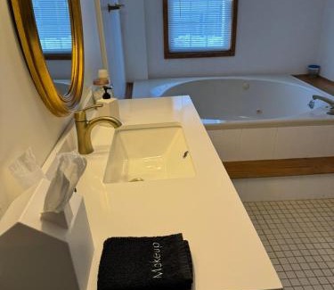 Chester Depot Hotel | Chester Inn