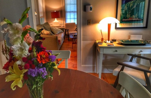 Chestertown House | Chestertown's Pet-Friendly Little Red Cottage