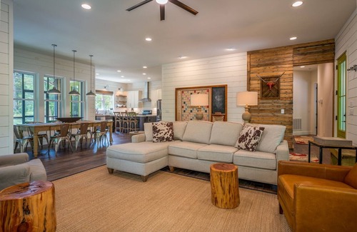 Pisgah Forest House | Chestnut Cottage | 3 Bed, 2 Bath