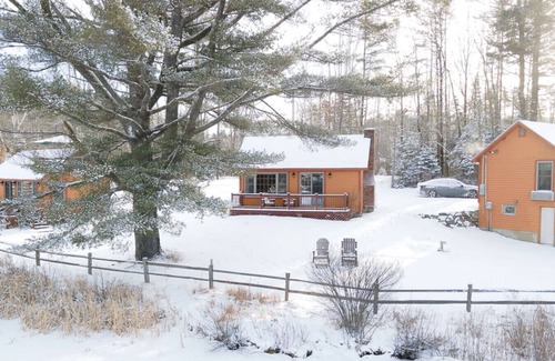 Bethlehem Cabin | Chestnut Studio: Historic Lakeside Log Cabin
