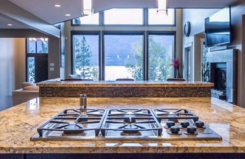 Central Okanagan House | Chetwin Cabin