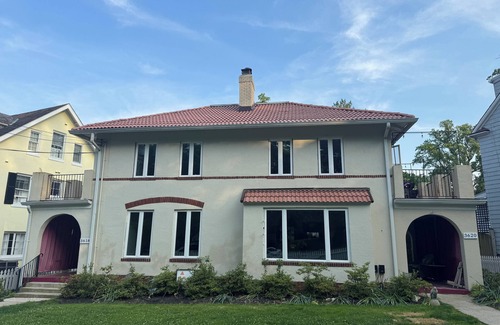 Northwest House | Chevy Chase 1920 charm 4 luxury bedrooms Spanish colonial close to everything,