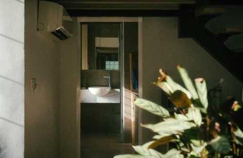 Lang Ha Apartment | Chewy Junior Place in Center-Green Balcony- FREE Airport Shuttle-Tours