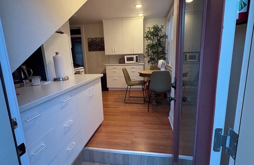 Broadmoor Apartment | Cheyenne Canyon Getaway